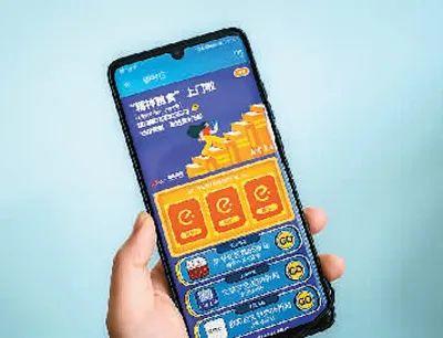 外賣騎手的“百寶箱” 從一日三餐到萬物速遞
