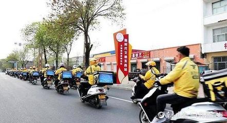變身“反詐騎手”，濱城公安萬張卡片助力反詐宣傳再升級